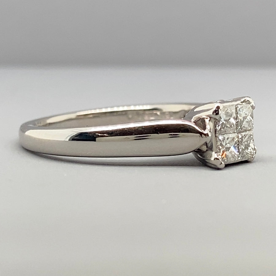 18ct White Gold Diamond Ring (c. 0.36ct) - Size M