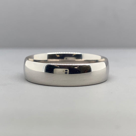 9ct White Gold Band Ring - Size Q