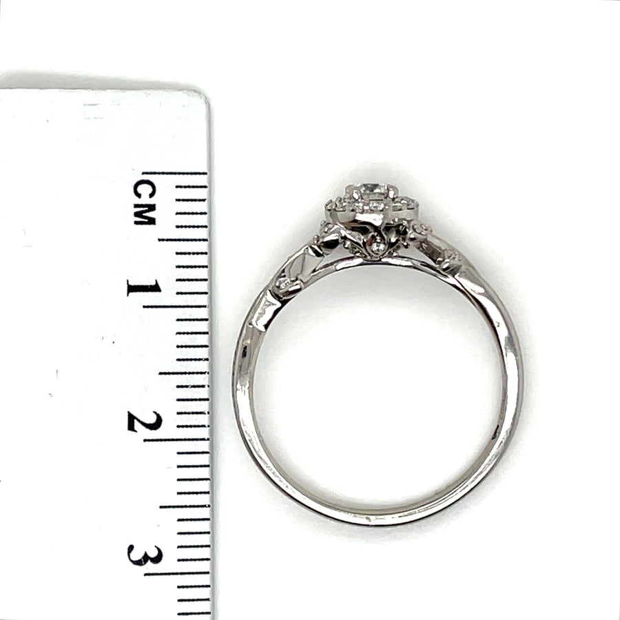 9ct White Gold Diamond Leaf Ring (c. 0.33ct) - Size Q 1/2