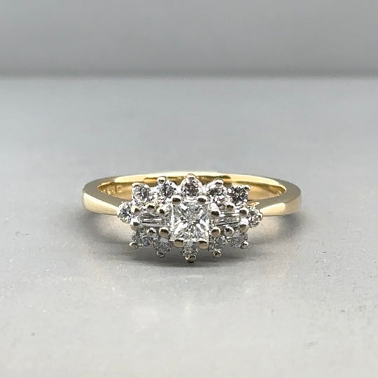 18ct Yellow Gold Diamond Cluster Ring (c. 0.50ct) - Size J