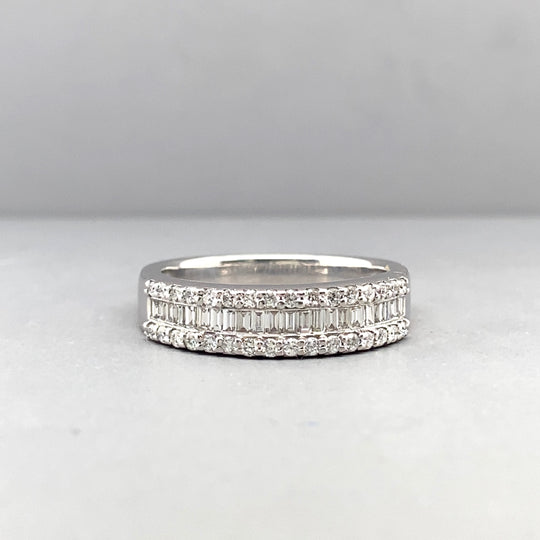 18ct White Gold Diamond Ring (c. 0.67ct) - Size L 1/2