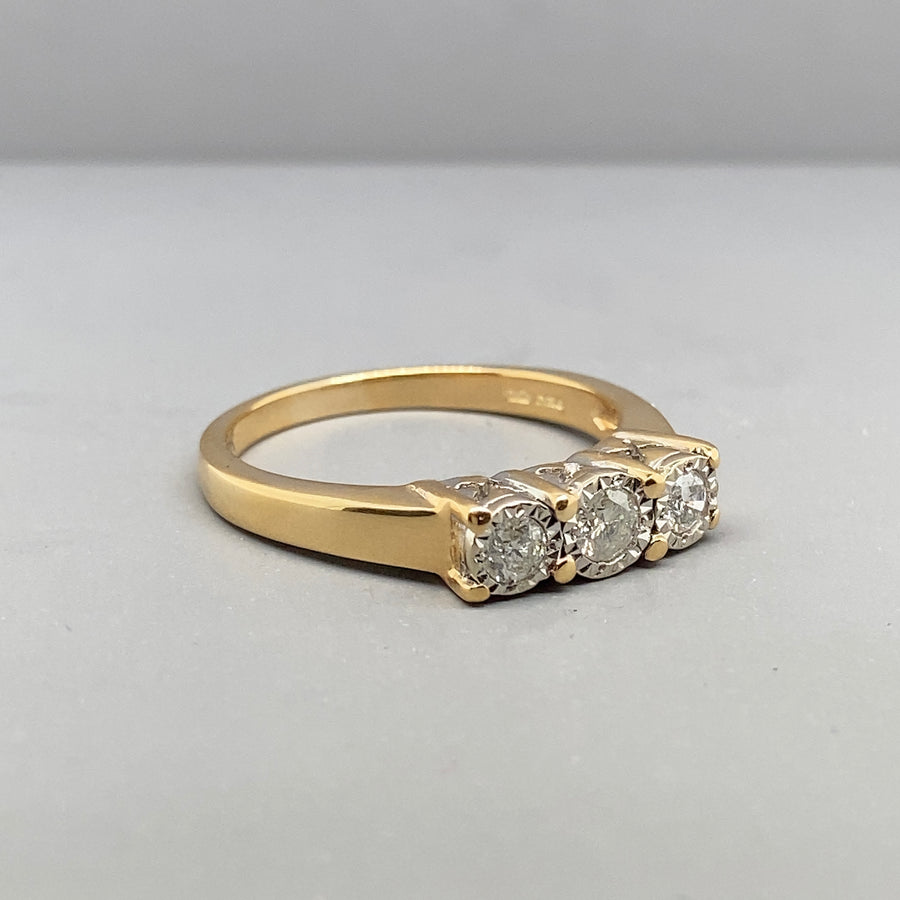 18ct Yellow Gold Three Stone Diamond Ring (c. 0.34ct) - Size Q