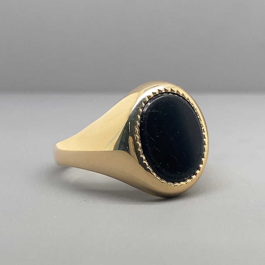 9ct Yellow Gold Onyx Ring - Size R