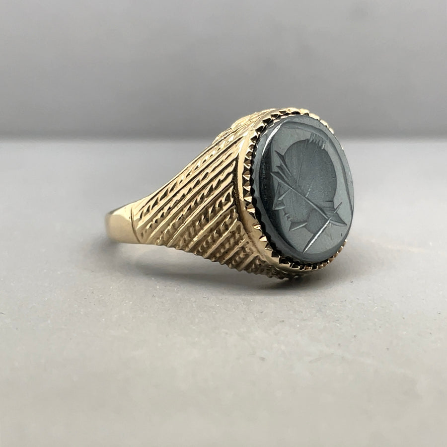 9ct Yellow Gold Intaglio Ring - Size T 1/2