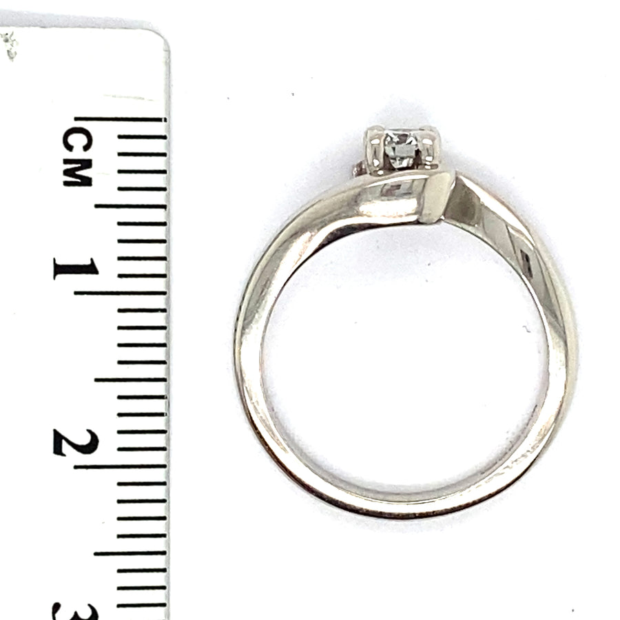 18ct White Gold Diamond Crossover Ring (c. 0.25ct) - Size K