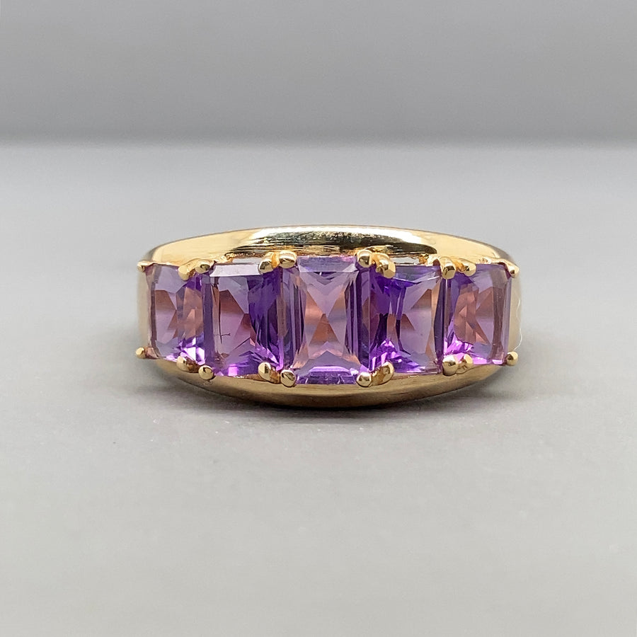 9ct Yellow Gold Amethyst Ring - Size O 1/2