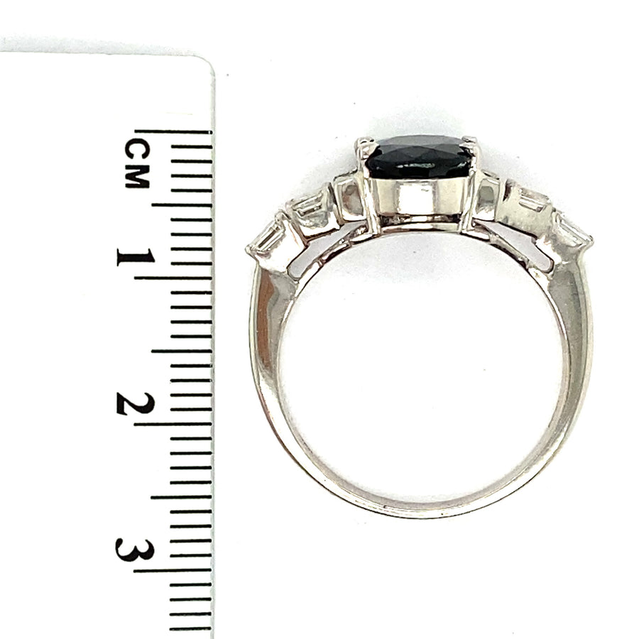 14ct White Gold Sapphire and Diamond Ring (c. 0.35 - 0.40ct) - Size R 1/2