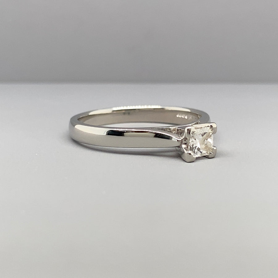 Platinum Single Stone Diamond Ring (c. 0.30ct) - Size P