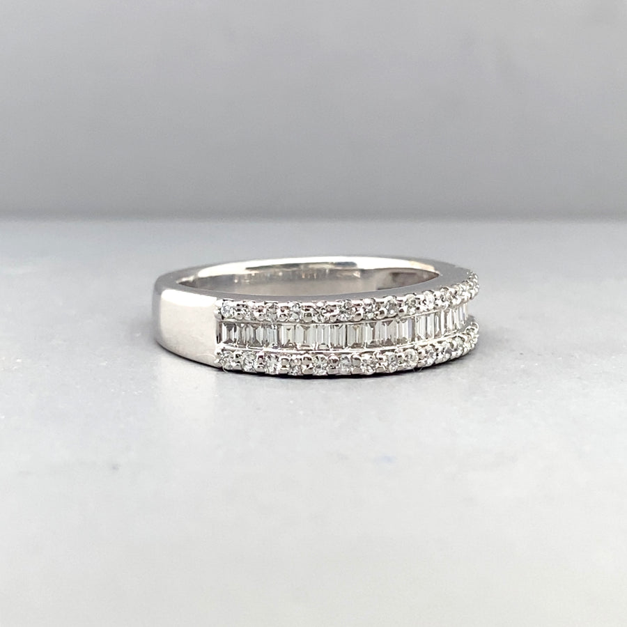 18ct White Gold Diamond Ring (c. 0.67ct) - Size L 1/2