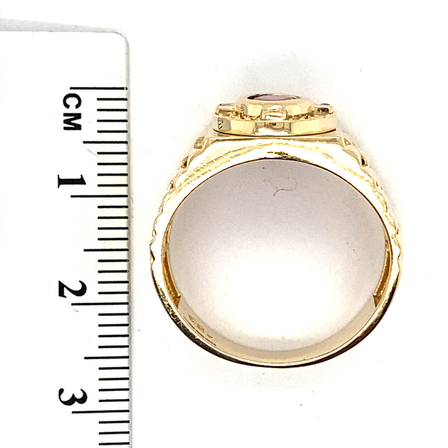 14ct Yellow Gold Synthetic Stone Ring - Size R 1/2