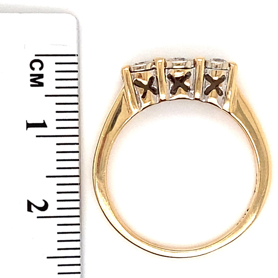 18ct Yellow Gold Three Stone Diamond Ring (c. 0.34ct) - Size Q