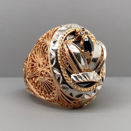 14ct Bi-Colour Black Synthetic Stone Fancy Ring - Size Z + 1