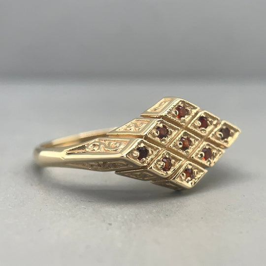 9ct Yellow Gold Fancy Fire Garnet Ring - Size S