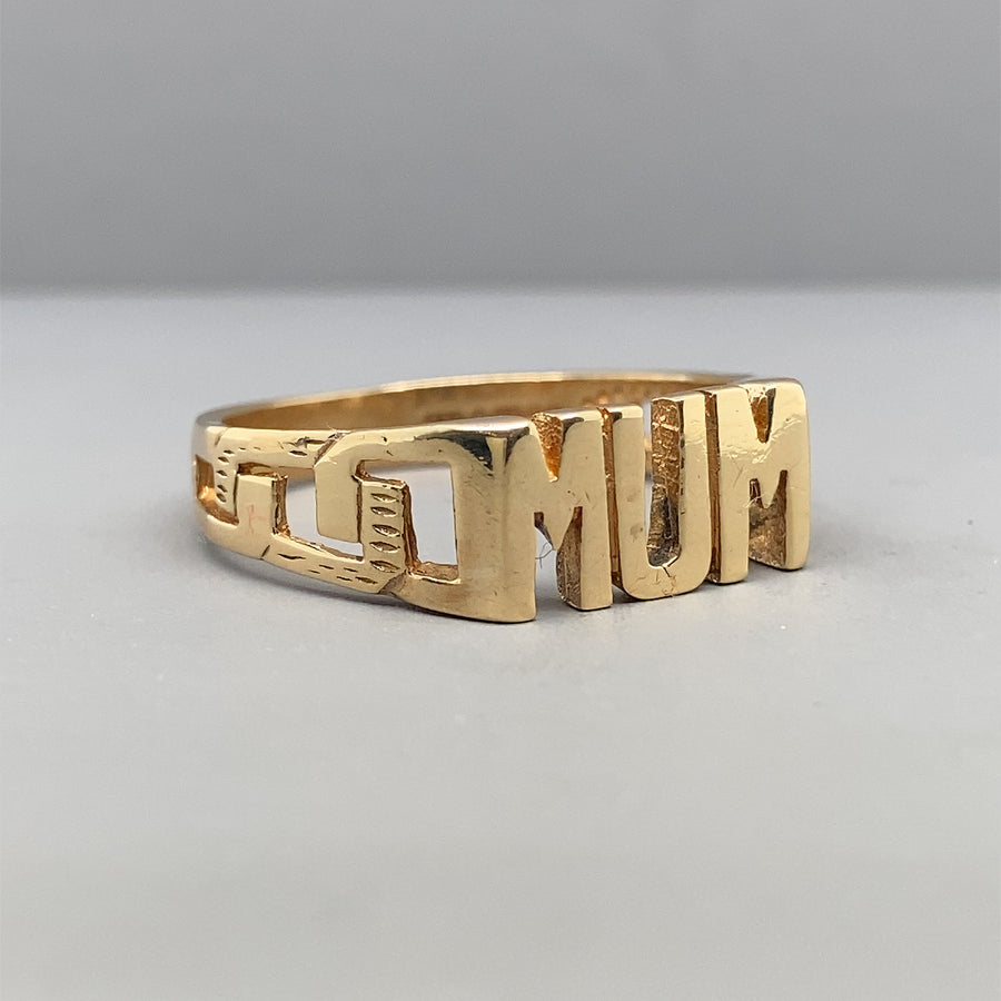 9ct Yellow Gold Mum Ring - Size S 1/2