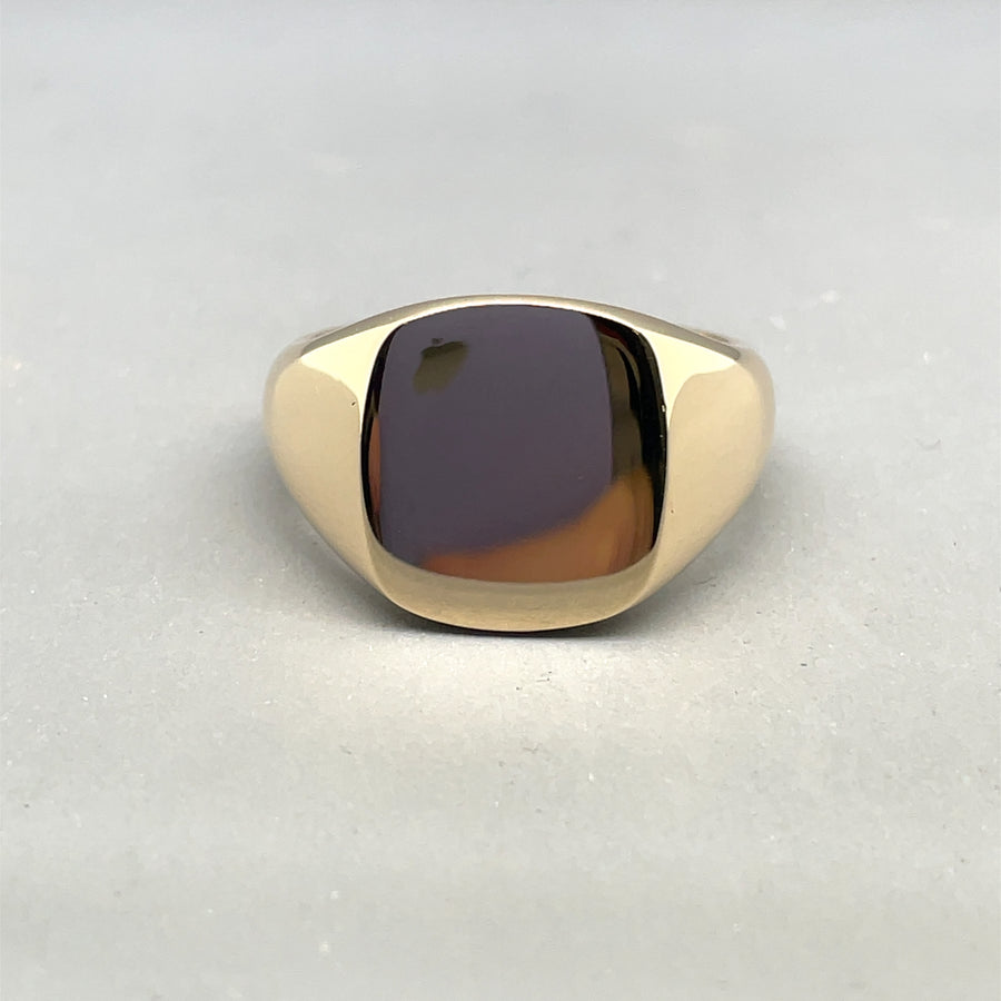 9ct Yellow Gold Signet Ring - Size P