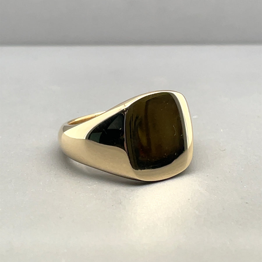 9ct Yellow Gold Signet Ring - Size P