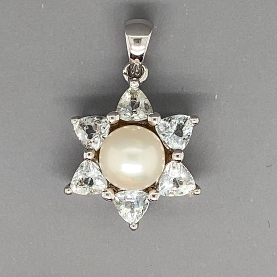 9ct White Gold Cultured Pearl and Synthetic Stone Pendant