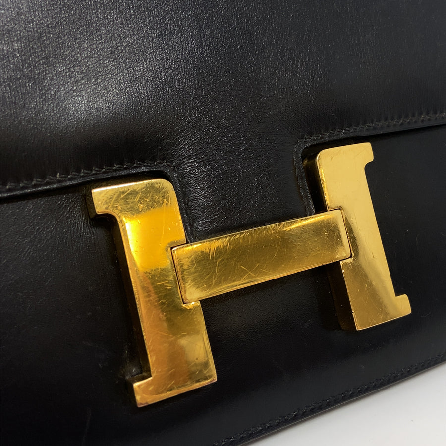 Pre-Owned Hermes Constance 23 Black Leather Shoulder Bag