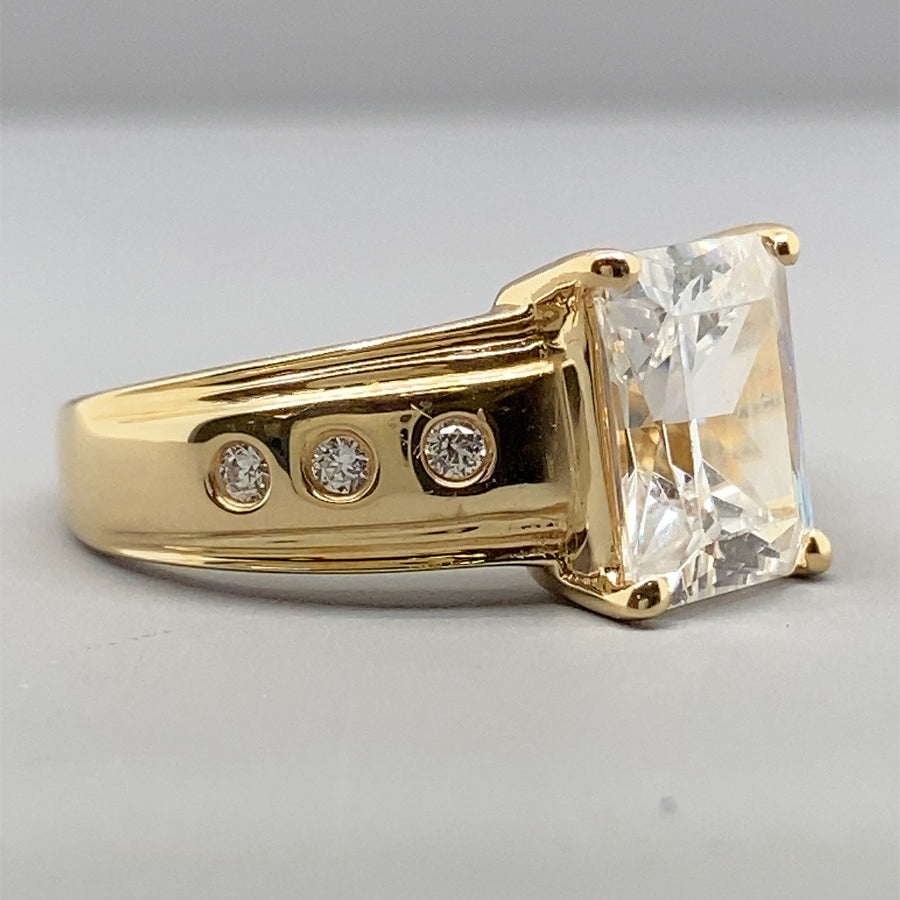 14ct Yellow Gold Cubic Zirconia Fancy Ring - Size K