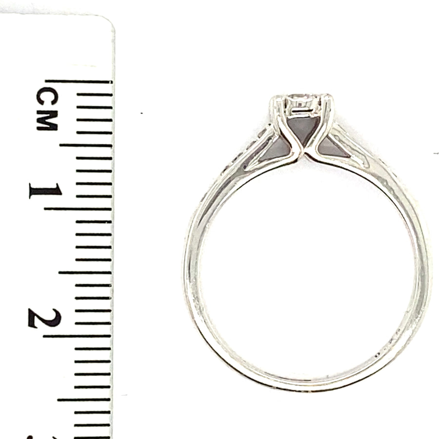 9ct White Gold Diamond Ring (c. 0.25ct) - Size M 1/2