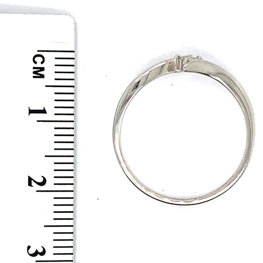 9ct White Gold Single Stone Diamond Ring - U 1/2