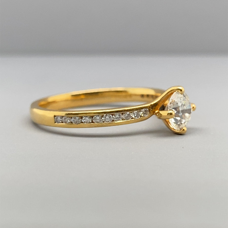 18ct Yellow Gold Diamond Ring (c. 0.71ct) - Size M 1/2