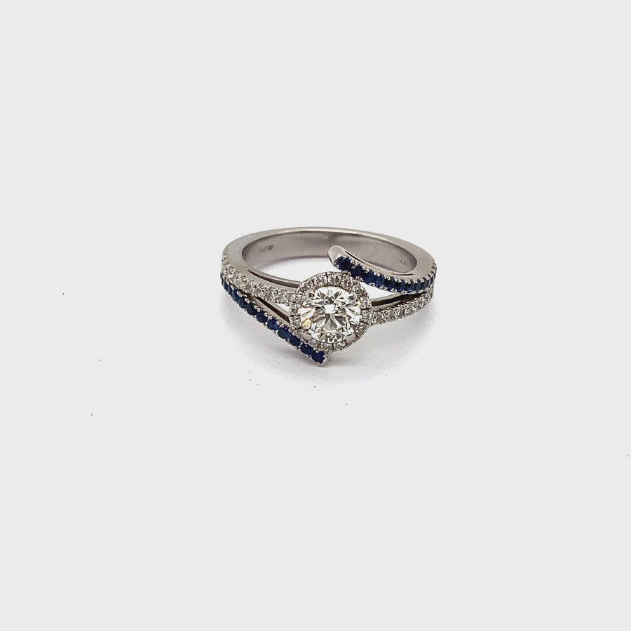 18ct White Gold Diamond and Sapphire Ring (c. 1.06ct) - Size P