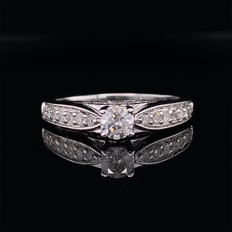 18ct White Gold Diamond Ring With Diamond Shoulders (c. 0.40ct) - Size J