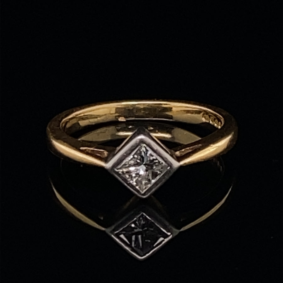 18ct Bi-Colour Diamond Solitaire Ring (c. 0.25-0.30ct) - Size K