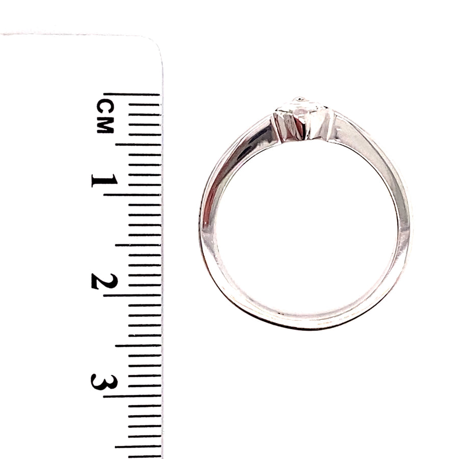 18ct White Gold Marquise Cut Single Stone Diamond Ring - Size O