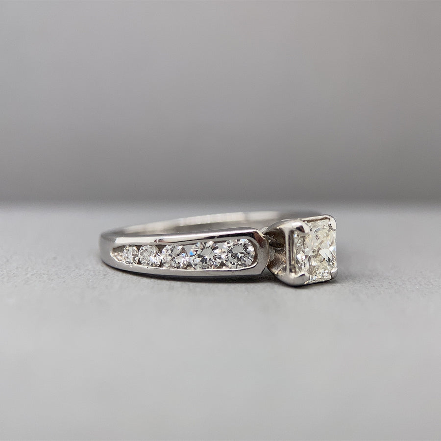 14ct White Gold Single Stone Diamond Ring with Diamond Shoulders (c. 0.60ct) - Size J 1/2