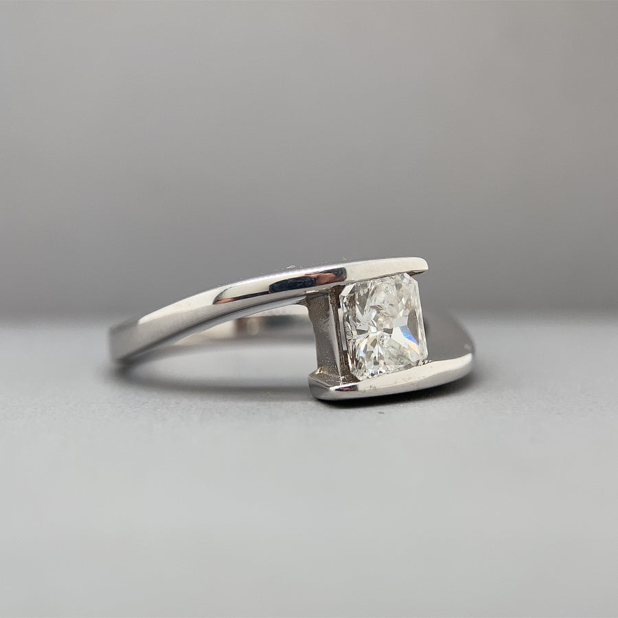 18ct White Gold Single Stone Diamond Ring (c. 0.85ct) - Size R