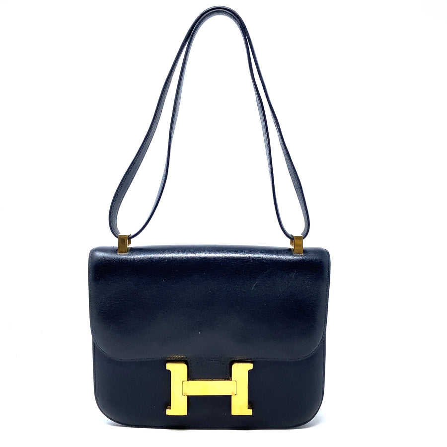 Pre-Owned Hermes Constance 23 Black Leather Shoulder Bag