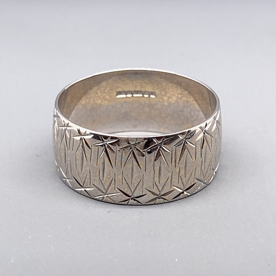 9ct White Gold Patterned Band Ring - Size L 1/2