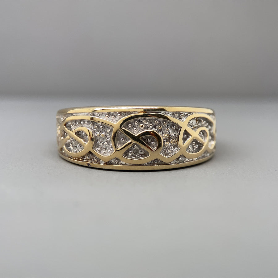 9ct Yellow Gold Diamond Celtic Ring - Size S 1/2