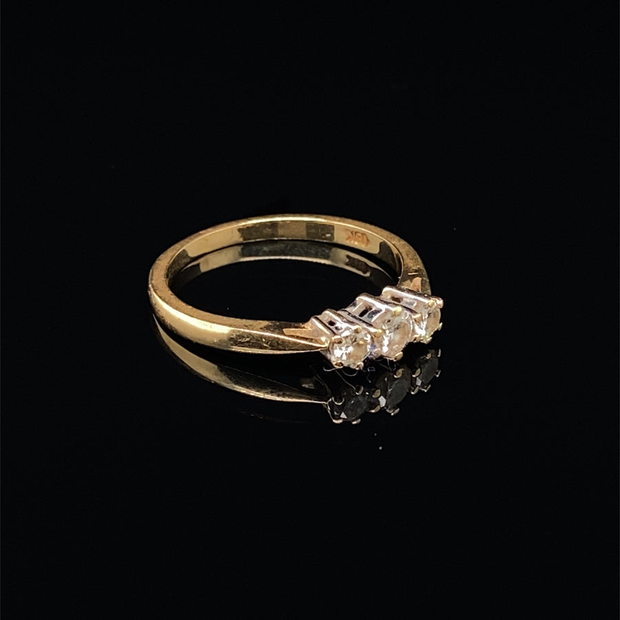 18ct Yellow Gold Three Stone Diamond Ring (c. 0.33ct) - Size M