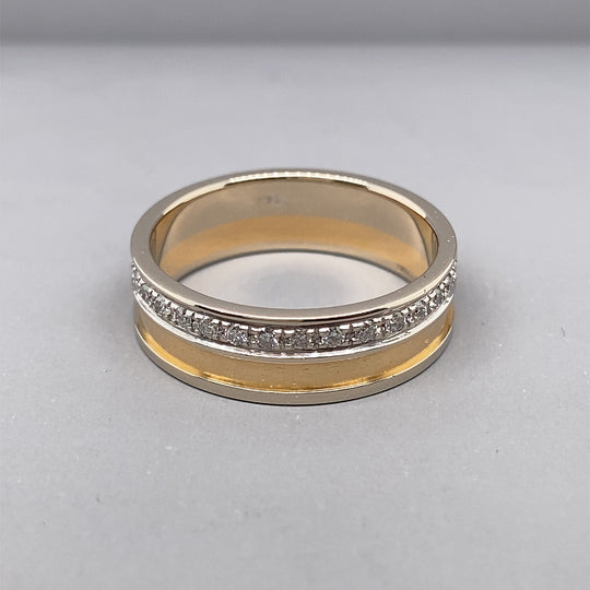 18ct Bi-Colour Diamond Set Band Ring (c. 0.40ct) - Size O 1/2